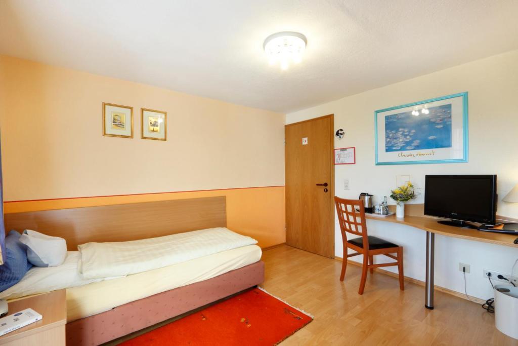 Hotel Pension Stern Bad Buchau Quarto foto