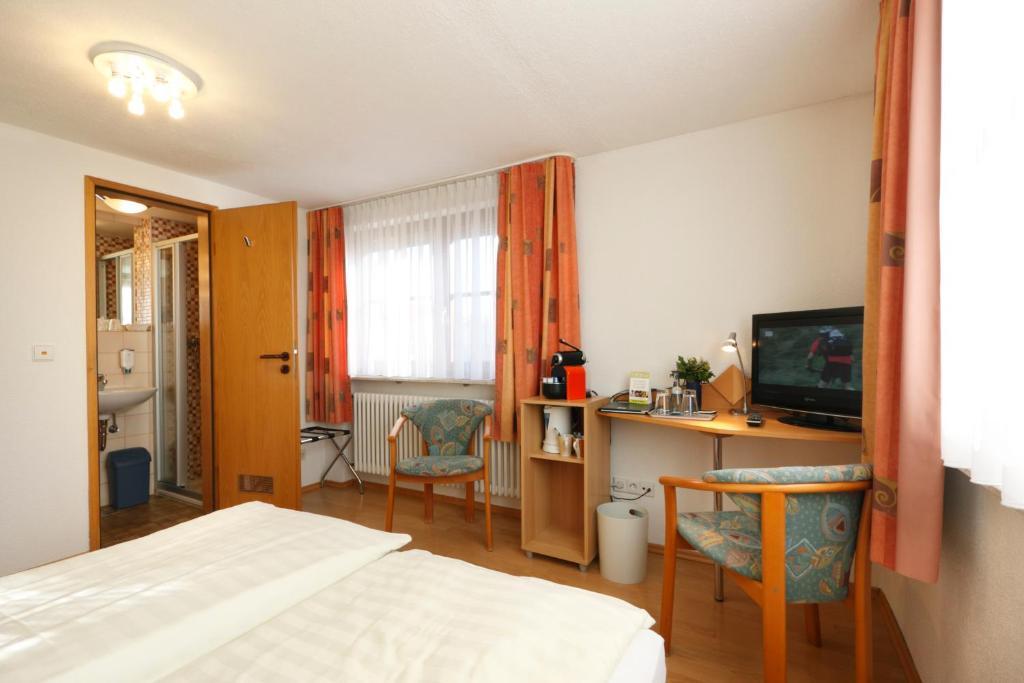 Hotel Pension Stern Bad Buchau Quarto foto