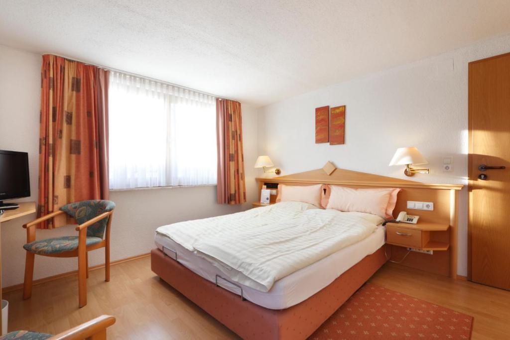 Hotel Pension Stern Bad Buchau Quarto foto