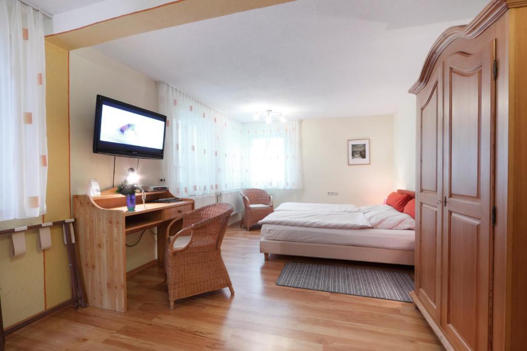 Hotel Pension Stern Bad Buchau Quarto foto